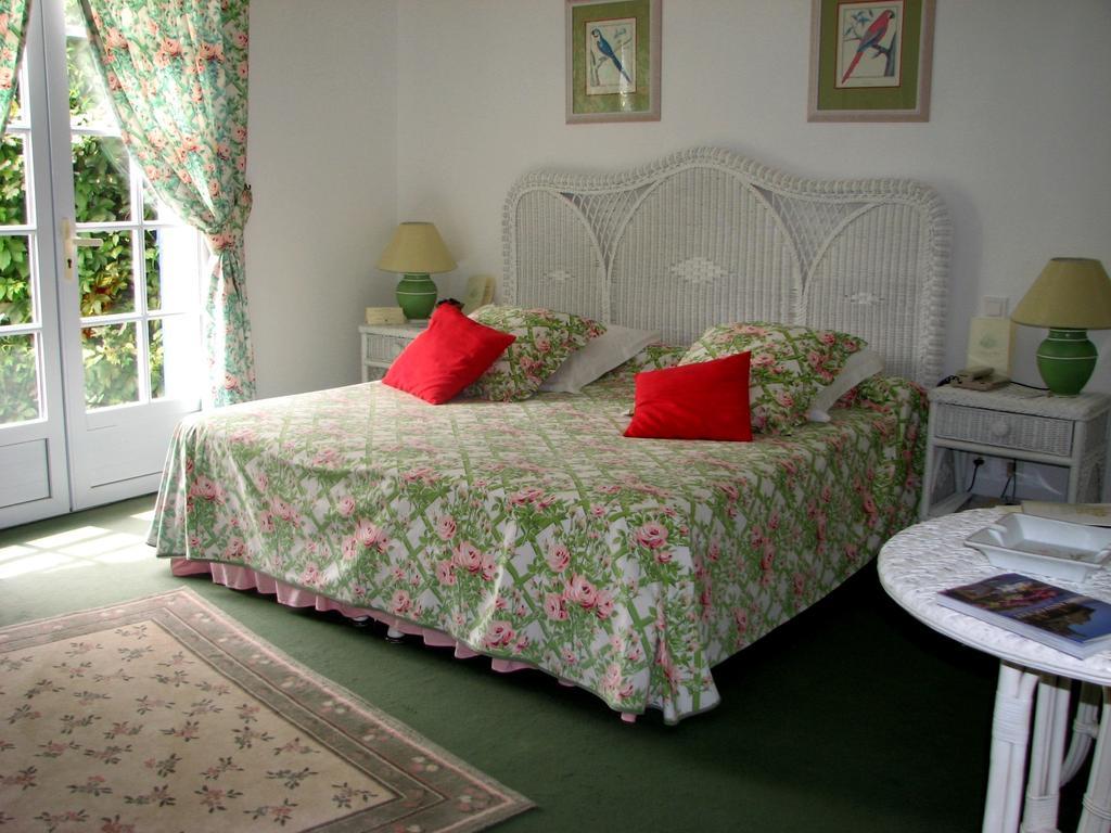 Domaine De Bassibe Bed & Breakfast Segos Ruang foto