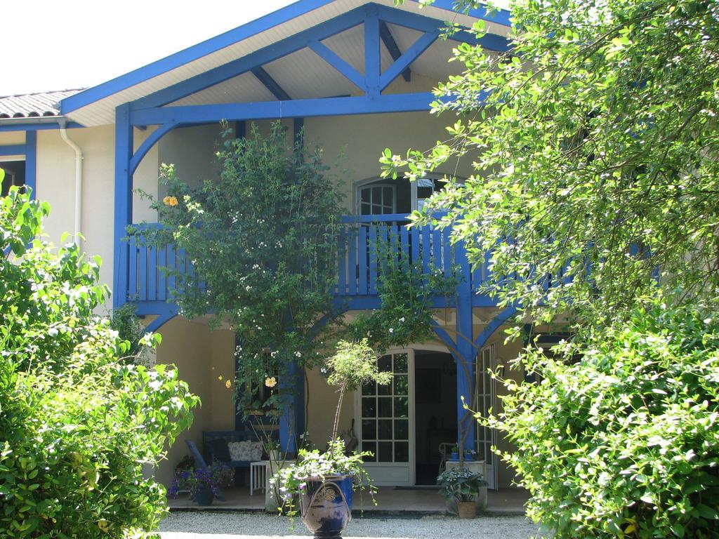 Domaine De Bassibe Bed & Breakfast Segos Bagian luar foto