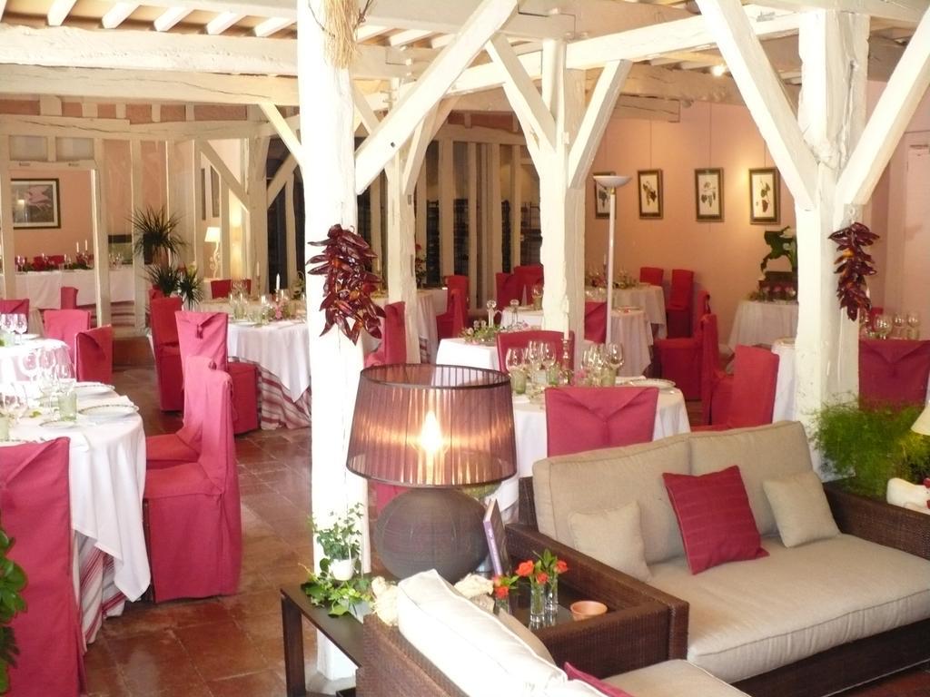 Domaine De Bassibe Bed & Breakfast Segos Bagian luar foto